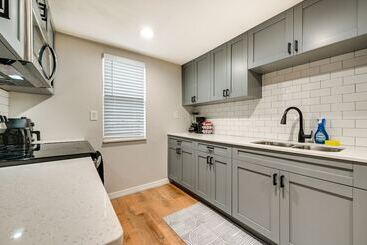 Wfh Friendly Tampa Home Rental: 2 Mi To Downtown!