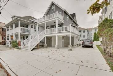 Wildwood Home W/ Deck   Walk To Beach + Boardwalk!