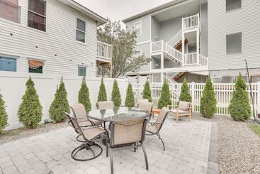 Wildwood Home W/ Deck   Walk To Beach + Boardwalk!