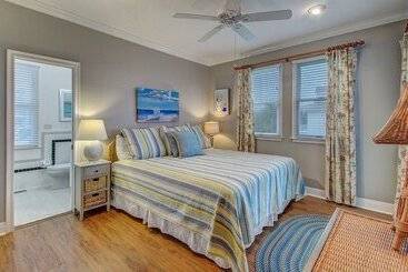 502 Ocean Blvd By Avantstay Beach Front Home W/ Pool & Ocean Views!