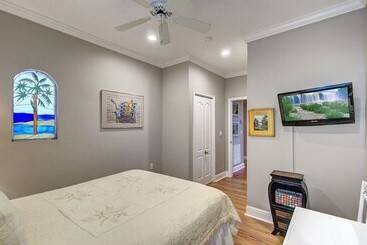 502 Ocean Blvd By Avantstay Beach Front Home W/ Pool & Ocean Views!