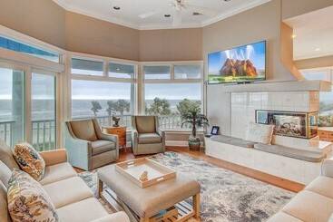 502 Ocean Blvd By Avantstay Beach Front Home W/ Pool & Ocean Views!