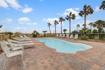 502 Ocean Blvd By Avantstay Beach Front Home W/ Pool & Ocean Views!