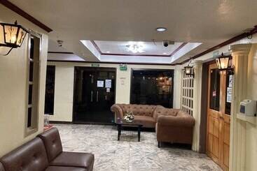Demiren Hotel And Restaurant