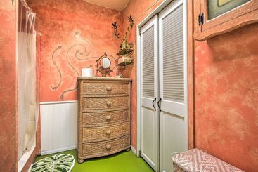 Flower Garden Cottage W/ Treehouse & Waterfall By Redawning