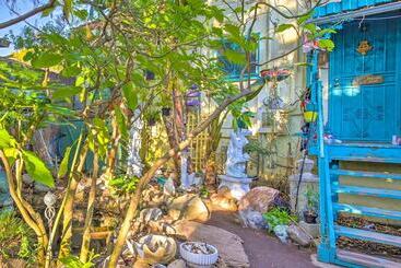 Flower Garden Cottage W/ Treehouse & Waterfall By Redawning