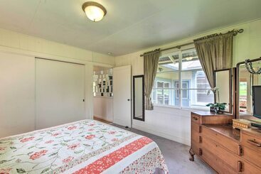 Hilo Home Base 3 Miles To State Park & Beach!