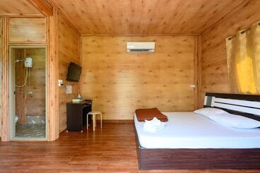 호텔 Beung Sampathuan Nakornchaisri Resort