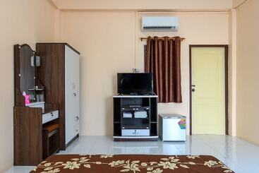 호텔 Beung Sampathuan Nakornchaisri Resort