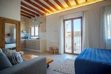 هتل Moona Hostal Altea