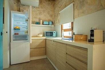 هتل Moona Hostal Altea