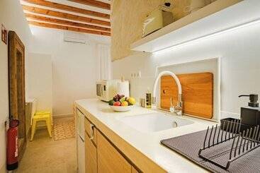 هتل Moona Hostal Altea
