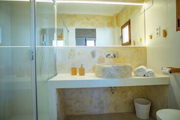 هتل Moona Hostal Altea