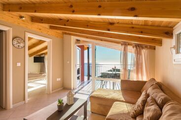 هتل Pelekas Beach Escape By Konnect