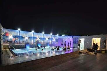 هتل Ratan Palace By Evara