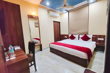 هتل Ratan Palace By Evara