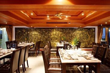 هتل Reuan Thai Villa