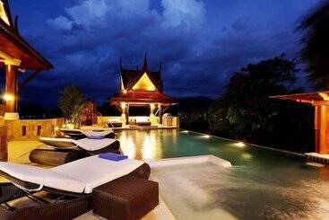 هتل Reuan Thai Villa