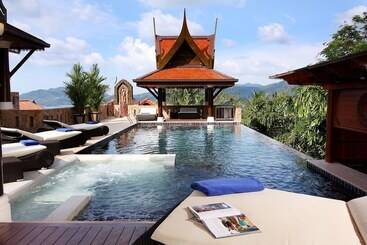 هتل Reuan Thai Villa