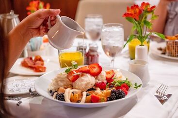 هتل The Fairmont Winnipeg Gold Experience