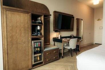 The Olive Ann Hotel, Grand Forks, A Tribute Portfolio