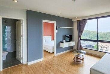 O2 Hotel Maesot