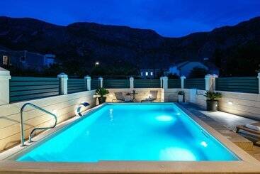 پانسیون Apartments Azzurro