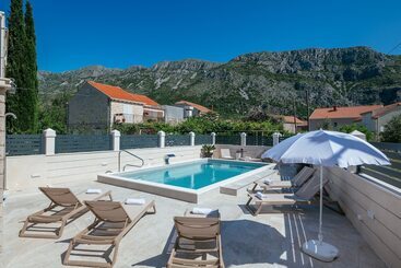 پانسیون Apartments Azzurro