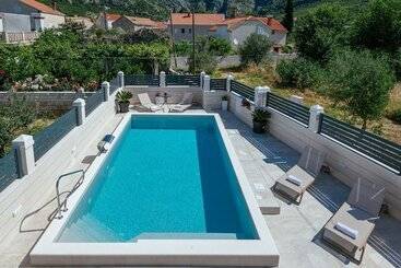 پانسیون Apartments Azzurro