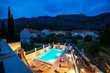 پانسیون Apartments Azzurro