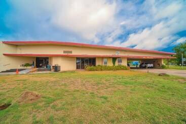 Town & Country Motel Bossier City By Oyo