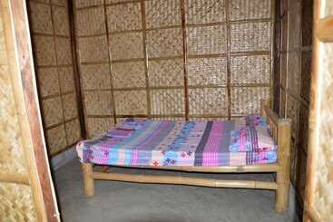 هاستل Sablayan Paraiso Beach Resort
