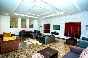 Begonia Hotel Ltd