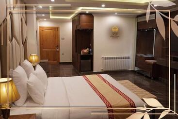 Faletti S Grand Hotel Murree