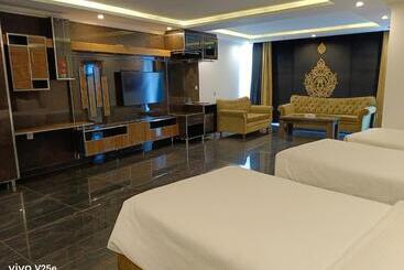 Faletti S Grand Hotel Murree