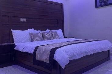 Farik Hotels And Suites