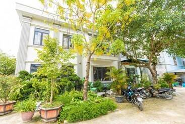 Hoa Vien Hotel   Suoi Khoang Kim Boi