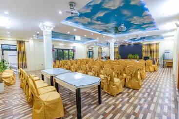 Hoa Vien Hotel   Suoi Khoang Kim Boi