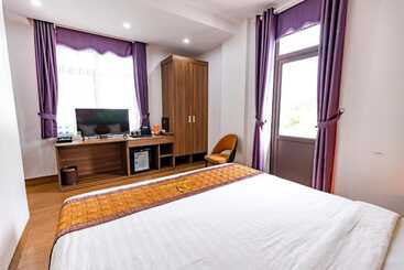 Hoa Vien Hotel   Suoi Khoang Kim Boi