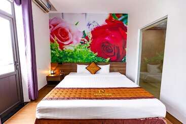 Hoa Vien Hotel   Suoi Khoang Kim Boi