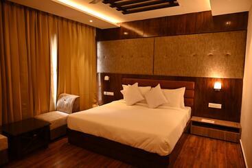 هتل Aamod Suites   Dalhousie