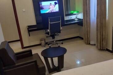هتل Adig Suites Abakaliki