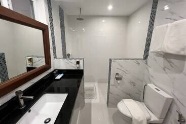 Отель Aira Boracay