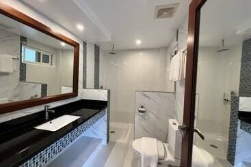 Отель Aira Boracay