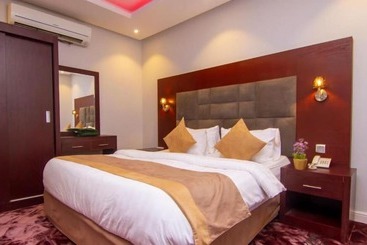 هتل Al Muteb Suites Al Tawon