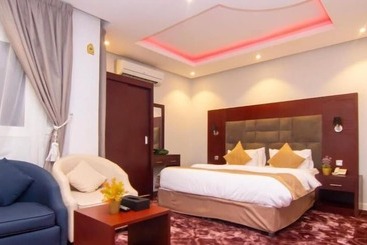 هتل Al Muteb Suites Al Tawon