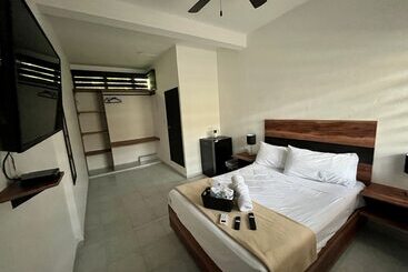 هتل Balam Playa   15Th. Ave