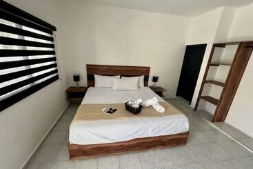 هتل Balam Playa   15Th. Ave