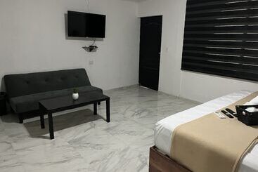 هتل Balam Playa   15Th. Ave