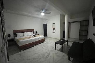 هتل Balam Playa   15Th. Ave